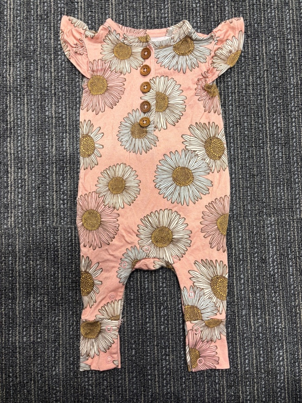 Posh Peanut Peach Daisy Button Romper 0-3mo